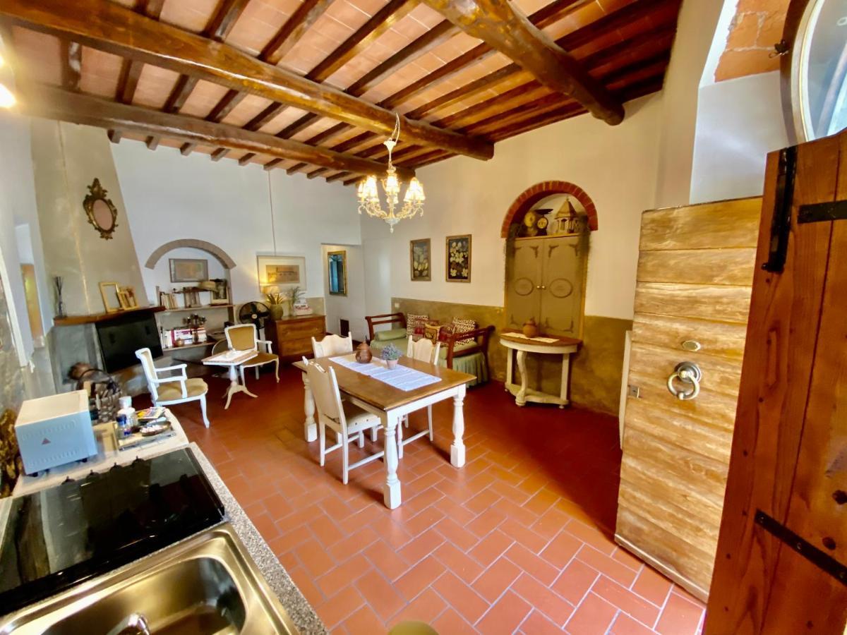 La Magione Dei Todaro Borgo a Buggiano Bagian luar foto